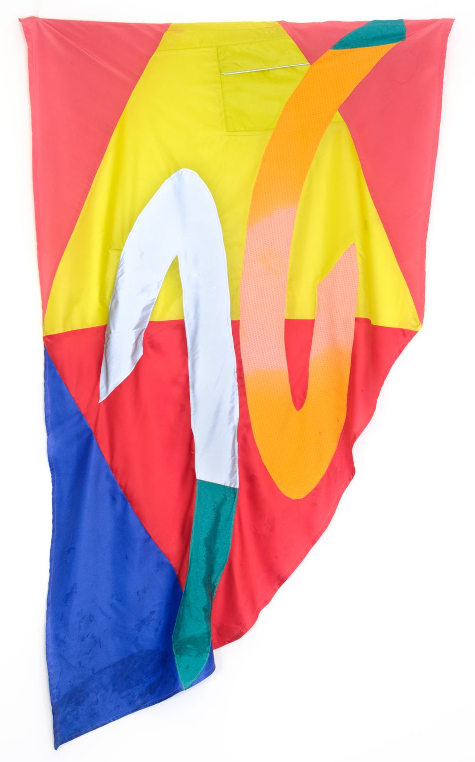 Multi Earthness (2018), Flag by Claudia Hill