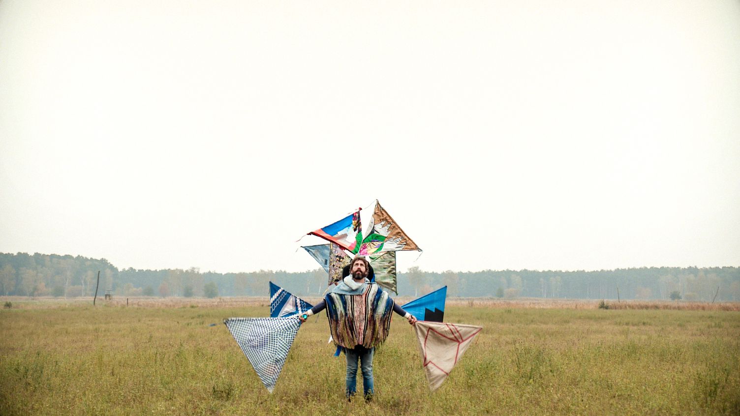 Kŏn′voi′, photo 2 of 5